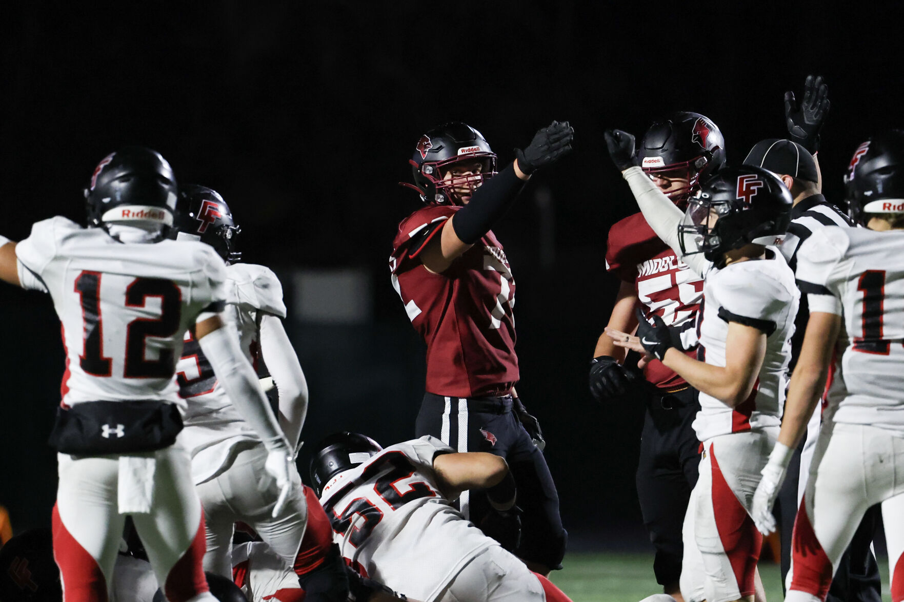 102524-wsj-sports-middleton-chippewa0153